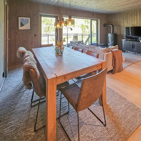 Stunning In شقة هيمسيدال